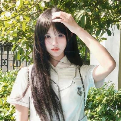 不可爱的她